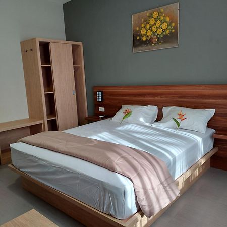 Yellow Guest House Uluwatu Εξωτερικό φωτογραφία