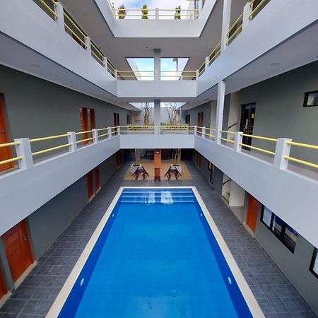 Yellow Guest House Uluwatu Εξωτερικό φωτογραφία